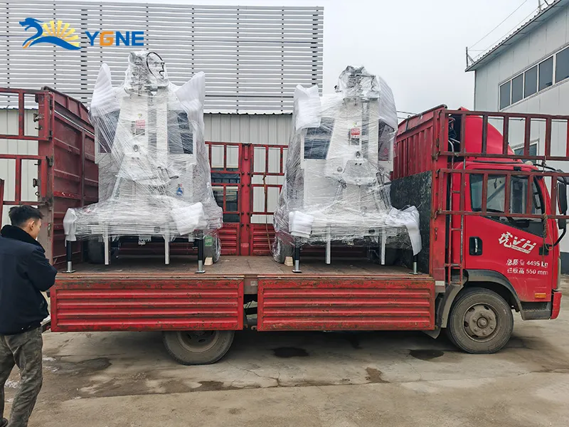 Mobile Solar Light Tower 9M\4×150W LED\4×440W solar panels\6×200AH GEL/LiFePO4